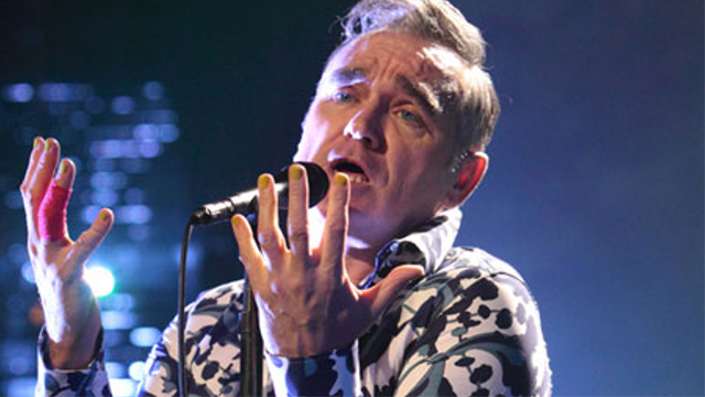 Oh, no! Morrissey em encrenca de novo