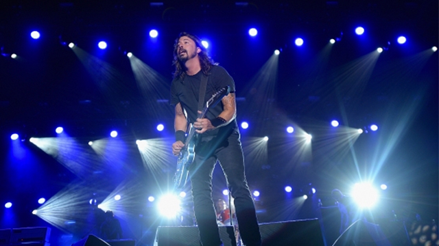 There goes our hero. Foo Fighters em Las Vegas