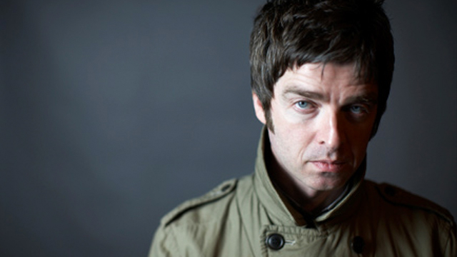 Noel Gallagher proclama agora a revolução, armada na época do Oasis