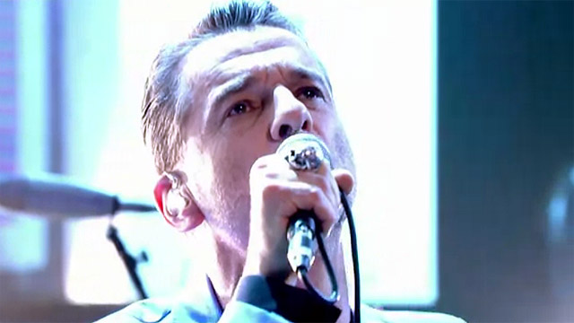 Mesmo sem o Depeche Mode, Dave Gahan brilha