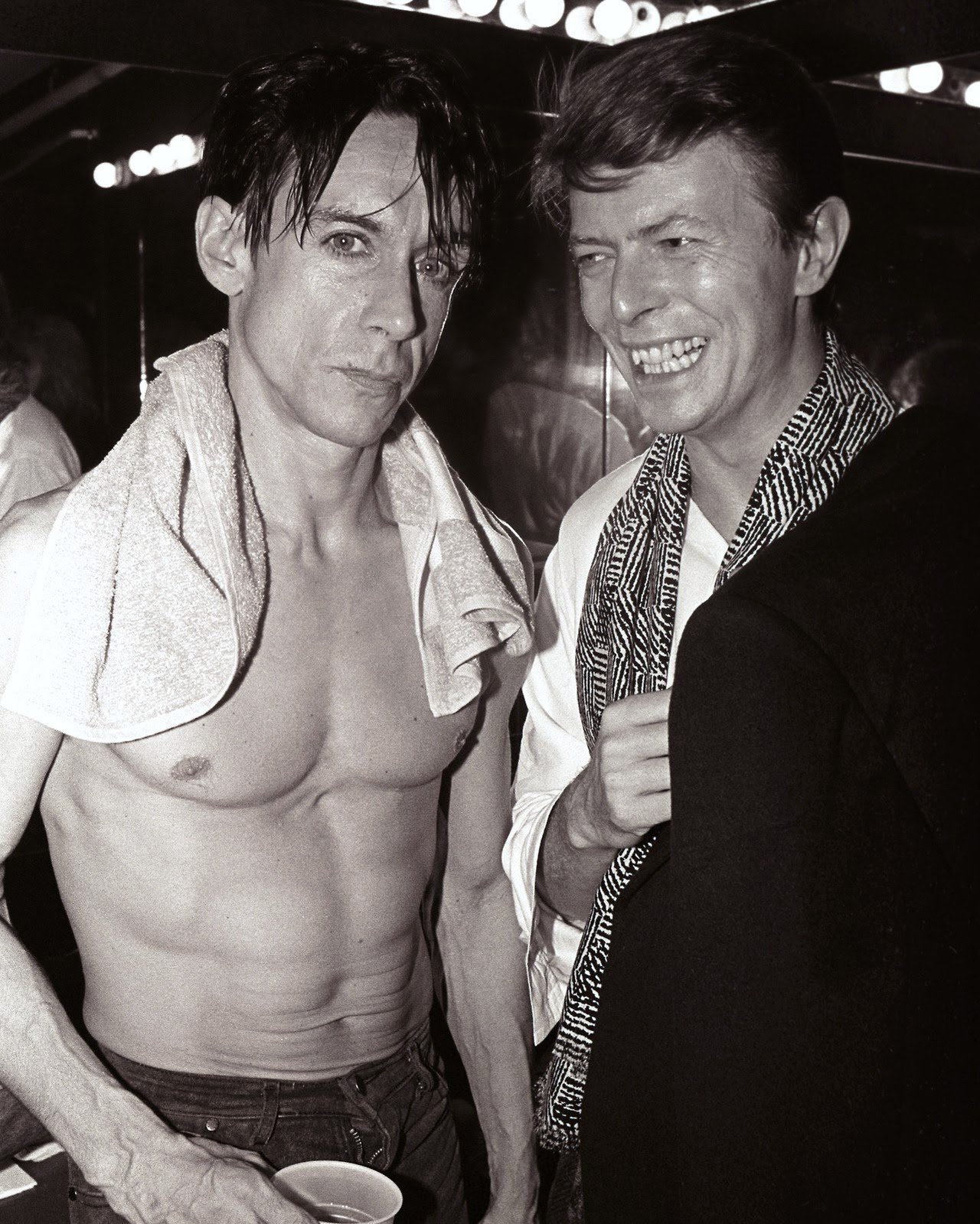 David-Bowie-and-Iggy-Pop-in-the-1970s-11