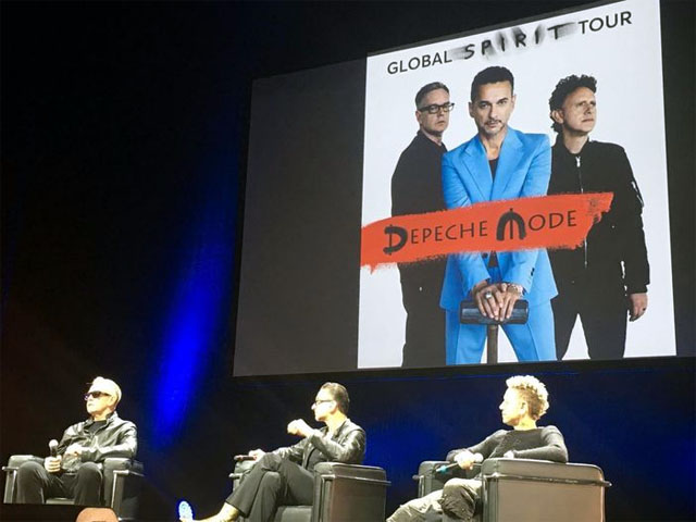 Depeche Mode em entrevista, hoje, em Milão. Registro do site Rockol.it