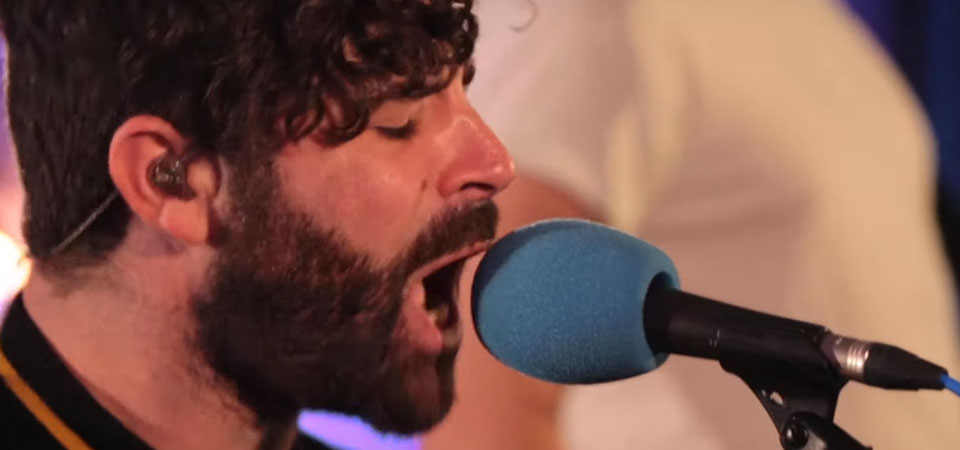 Prestes a lançar seu segundo disco em 2019, Foals faz session na BBC e mostra pela primeira vez ao vivo o single &#8220;The Runner&#8221;