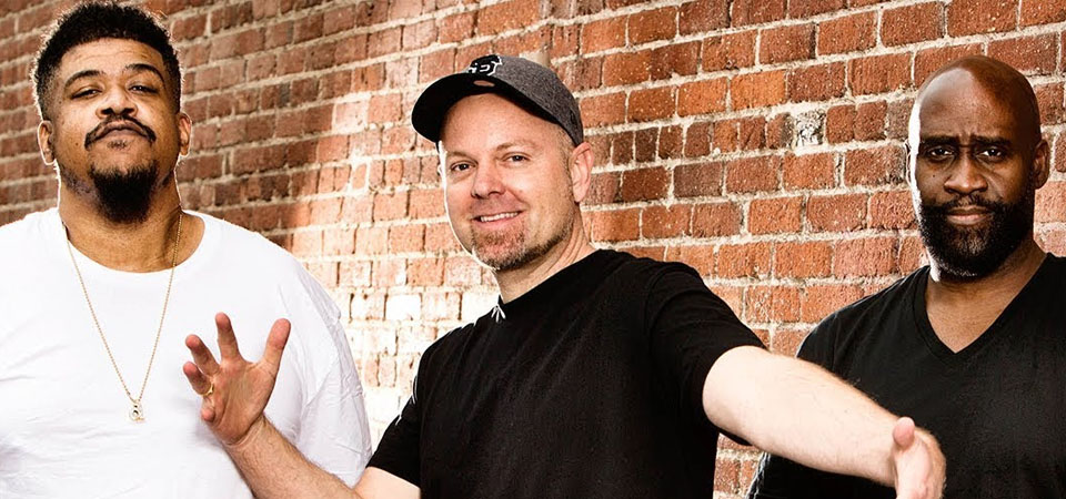 DJ Shadow e De La Soul promovem uma bagunça organizada em rede nacional