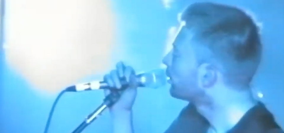 Tá no ar. Radiohead posta primeiro show da série da quarentena. O de hoje: Dublin, 2000