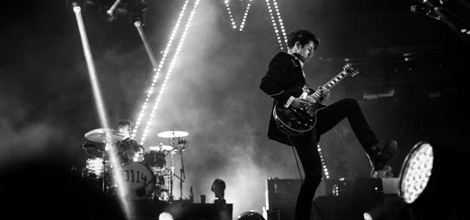 Arctic Monkeys entra hoje na onda dos shows antigos transmitidos. Mas em rádio