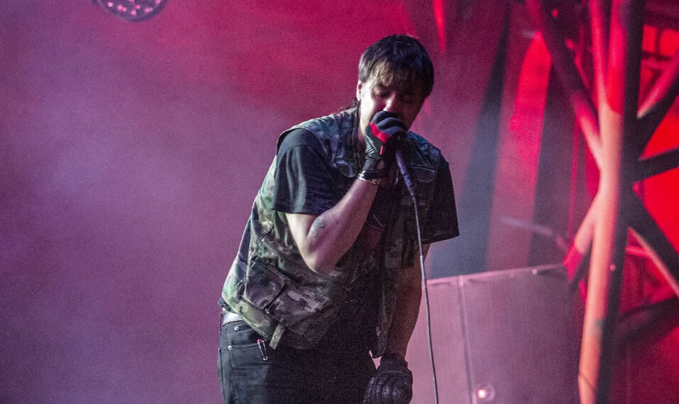 Eita! The Strokes é massacrado após show polêmico no Roskilde Festival, na Dinamarca