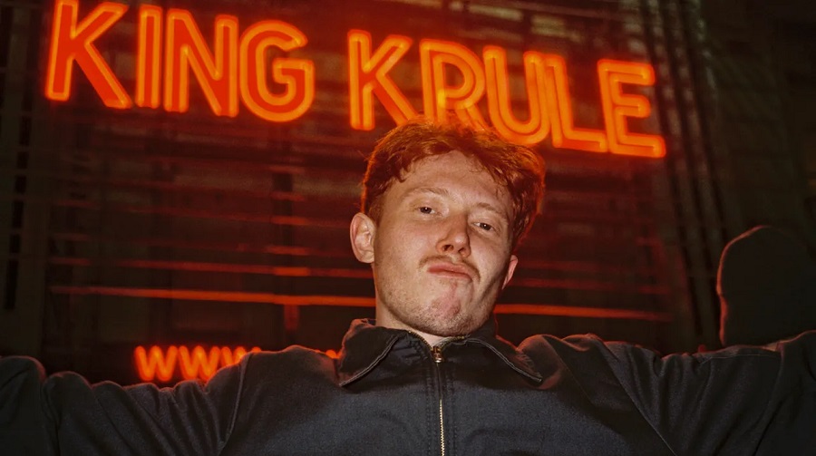 Voz mais cavernosa da ‘nova’ geração, King Krule solta música inédita e anuncia novo disco para junho