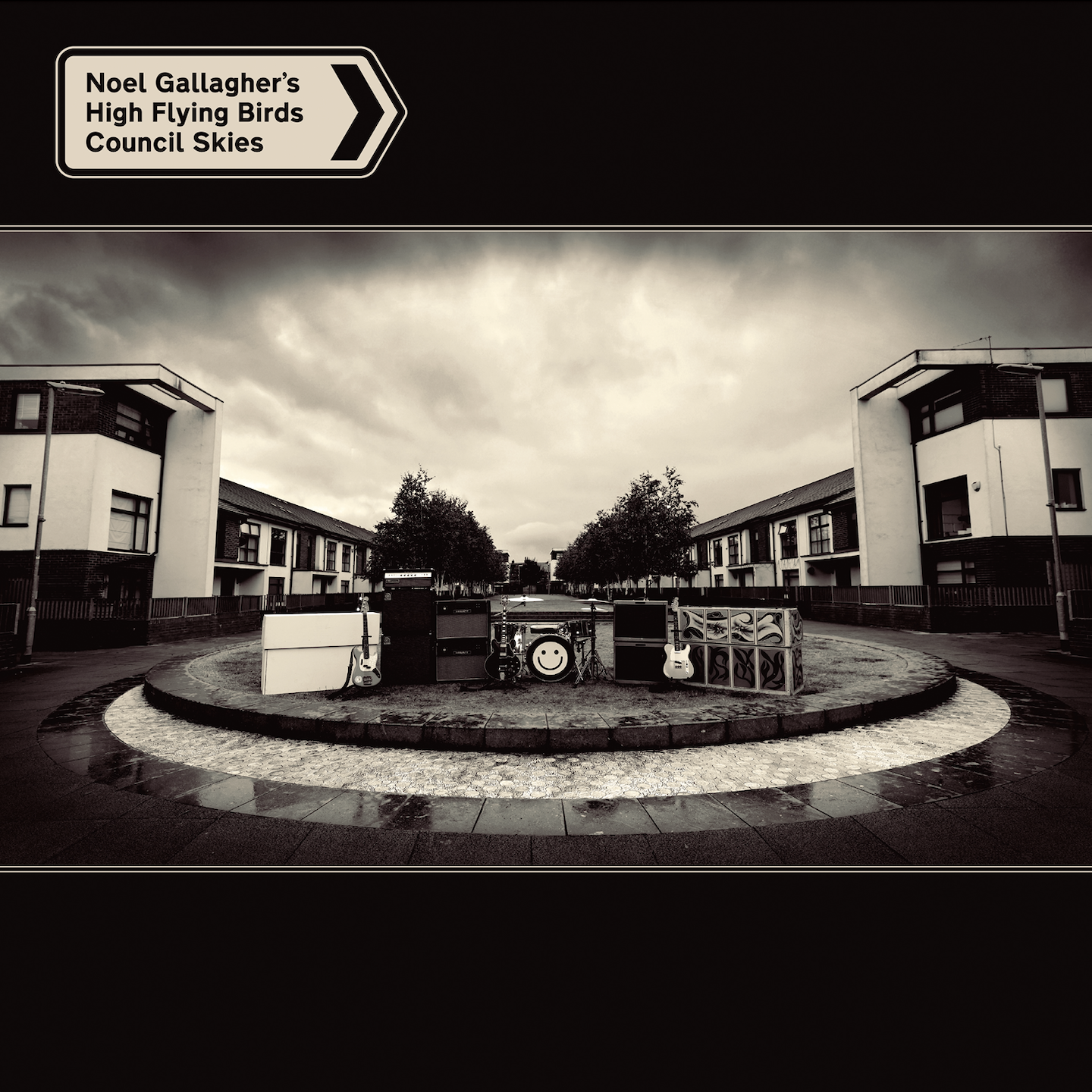 A POPLOAD OUVIU: &#8220;Council Skies&#8221;, o sólido e ótimo novo disco de Noel Gallagher