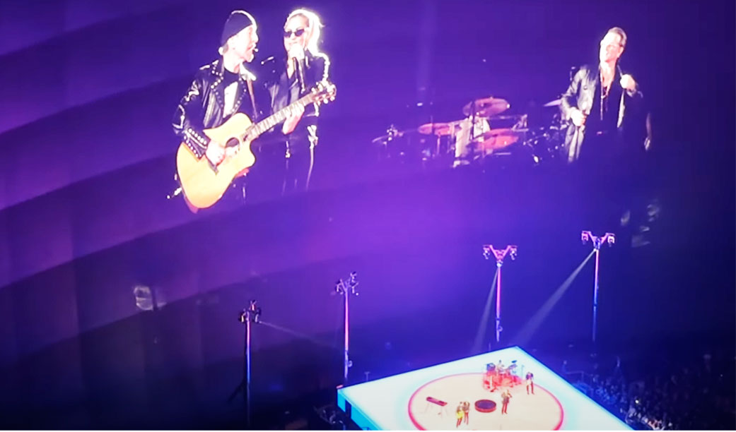 Lady Gaga e o rock. Com o U2 na gigante Sphere, com os Stones no clubinho