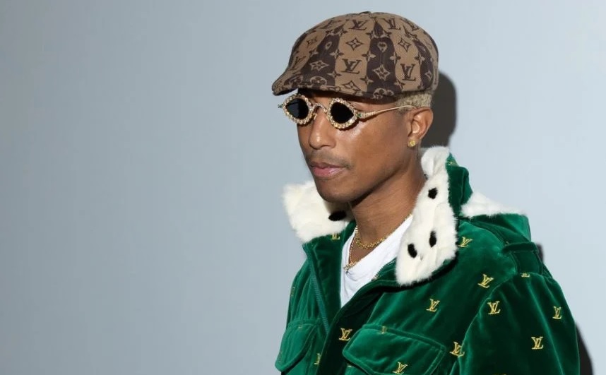 Melhor sexta do ano? Pharrell Williams solta disco novo de surpresa. Vampire Weekend, The Libertines e Black Keys também lançam projetos inéditos