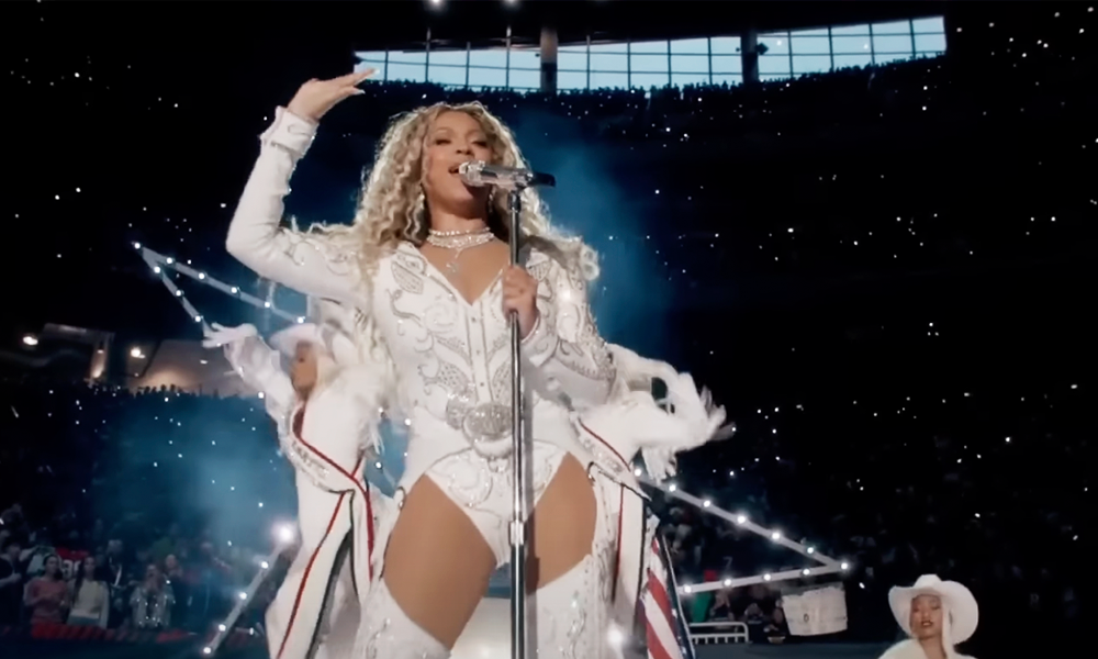 Popnotas &#8211; Milagres de Natal: Beyoncé finalmente tocando ao vivo o &#8220;Cowboy Carter&#8221;; Neil Young fazendo session rara na lareira; MJ Lenderman encerrando 2024 com shows em &#8220;casa&#8221;