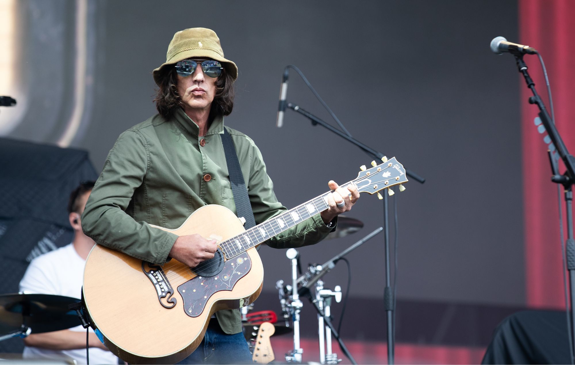 Lenda do rock inglês e melhor amigo dos Gallagher, Richard Ashcroft virá ao Brasil pela primeira vez e em dose dupla