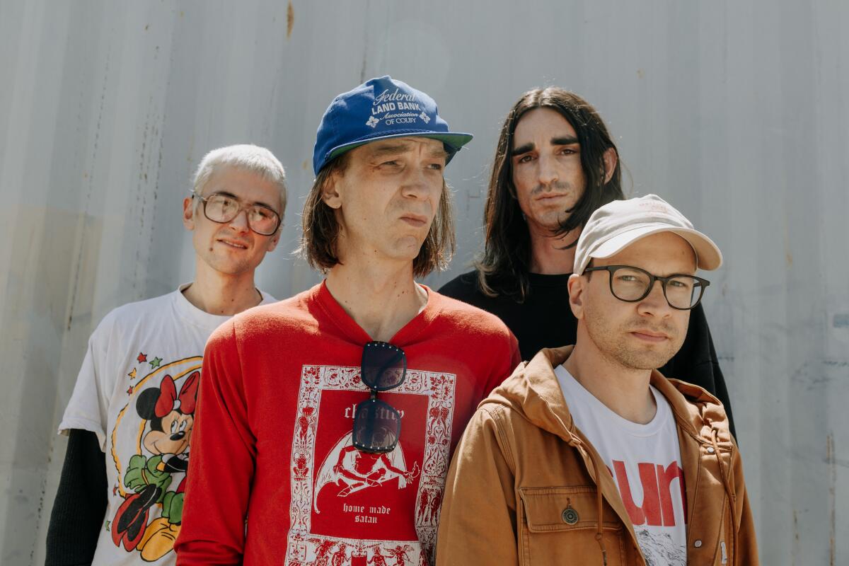 Popnotas – DIIV é desconstruído por duo eletrônico da Holanda. Lauren Mayberry canta The Verve. E a nova música indie anos 80 dos Manic Street Preachers