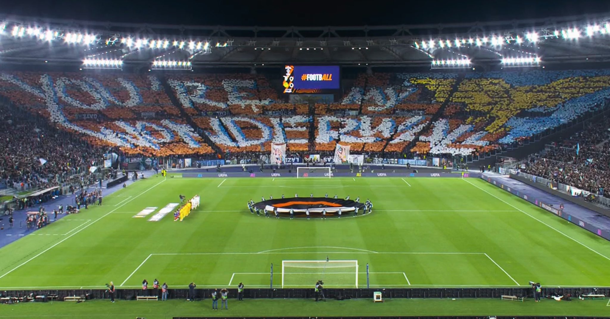 Futebol é pop: músicas do Oasis embalam rivalidade entre Lazio e Roma na Itália