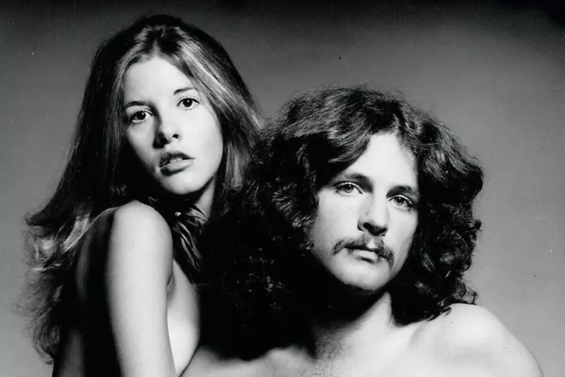 Disco clássico e cult de Stevie Nicks e Lindsey Buckingham ganha relançamento após mais de 50 anos e estará no streaming