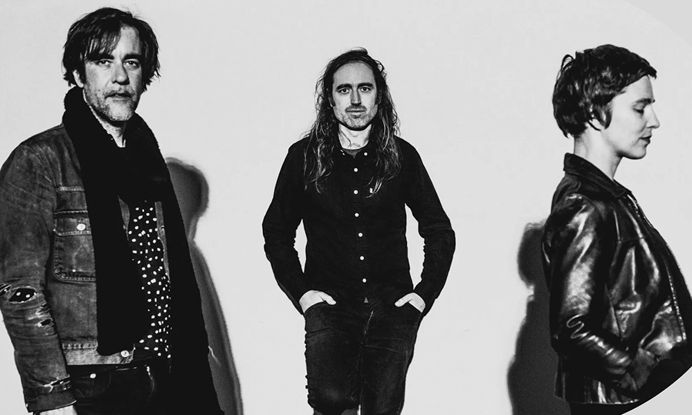 Popnotas &#8211; A Place to Bury Strangers vem para o Massarifest. A incrível volta do Rapture. A coletânea linda do Hot Chip