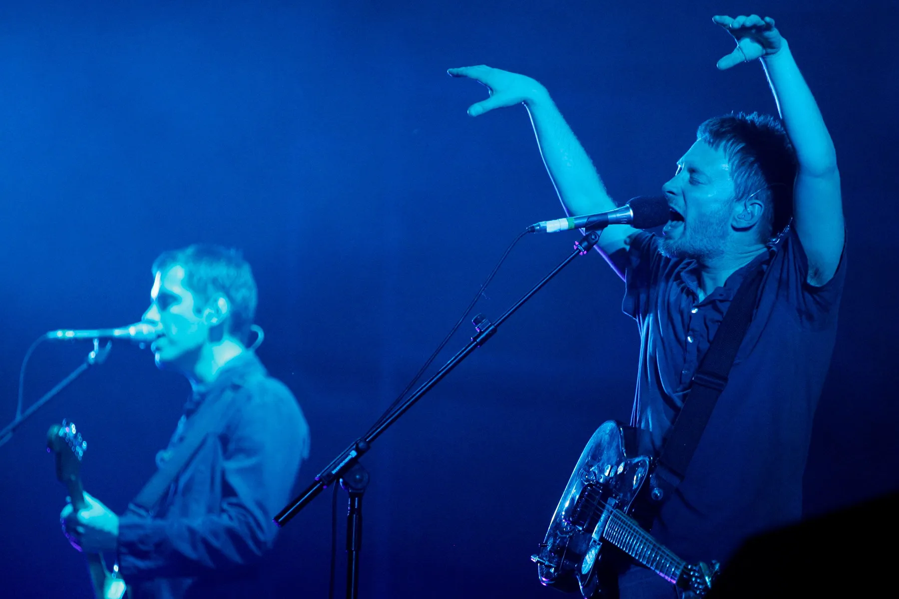 Do nada, Radiohead lança disco ao vivo e celebra era do difícil “Hail to the Thief”