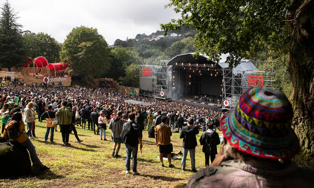 Popload em Portugal. Festival Paredes de Coura une, a partir de hoje e  por quatro dias, belezas naturais e um monte de banda boa