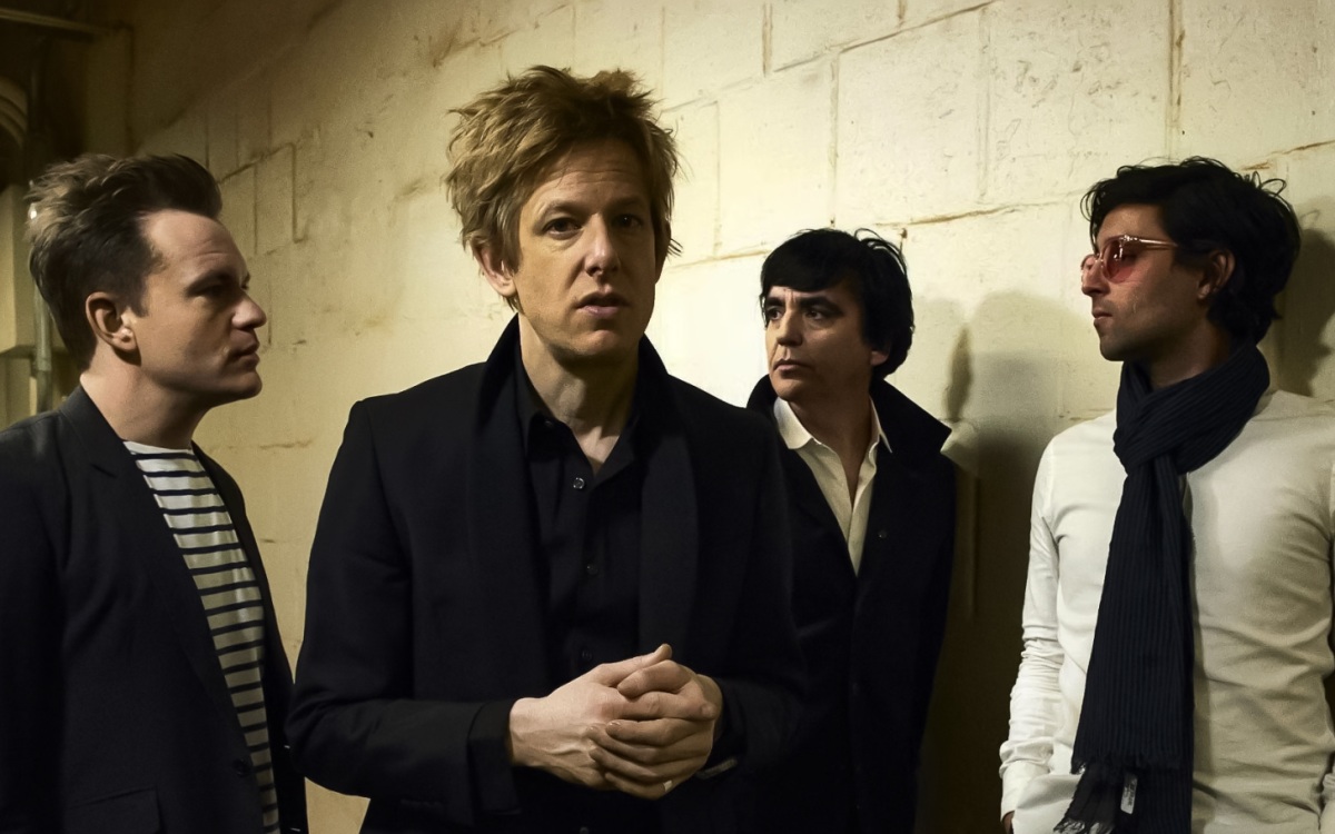 Popnotas &#8211; O novo par de músicas do Spoon. O projetão ao vivo do Hüsker Dü, com registros de 1985. E a Lana Del Rey enrolando o próximo álbum outra vez