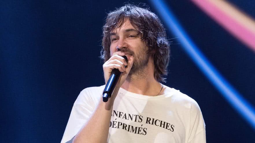 Kevin Parker mira na rave australiana e anuncia “Deadbeat”, primeiro disco do Tame Impala em cinco anos