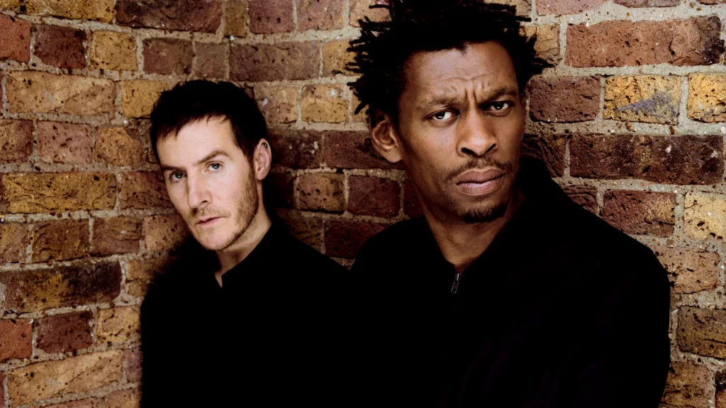Opa! Casa de shows “entrega” possível data do Massive Attack no Brasil em novembro