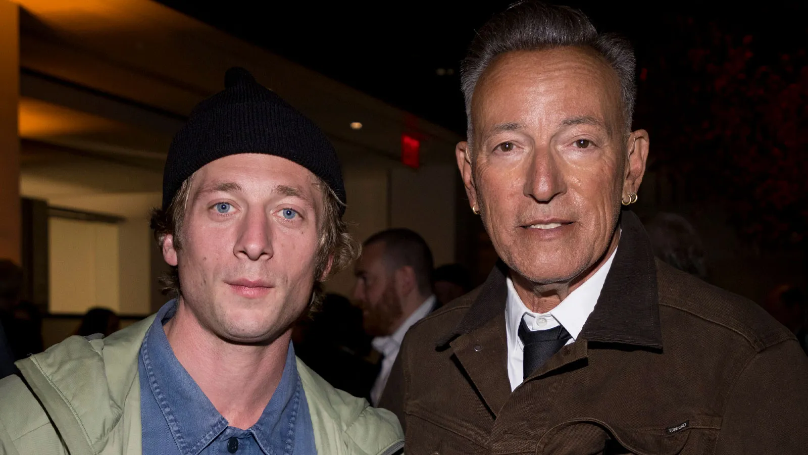 Bruce Springsteen solta uma versão ainda mais crua e turbinada de “Nebraska” em um disco quádruplo. E tem um EP do Jeremy Allen White cantando também