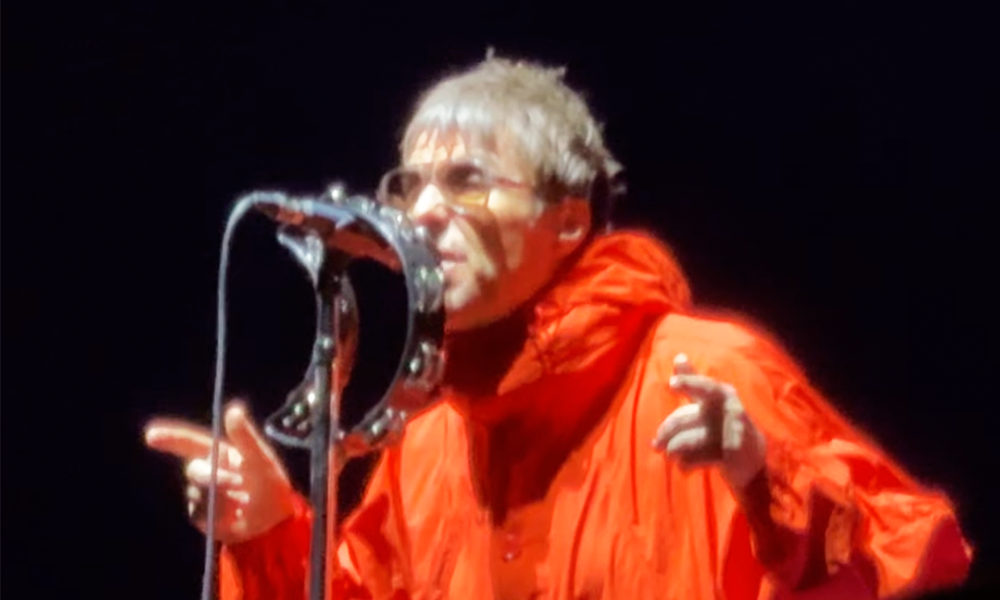 Depressão pós-Oasis? Então toma o show &#8220;bíblico&#8221; de domingo em SP, que fechou toda a turnê. Inteiro e filmado de onde tinha que ser: da galera