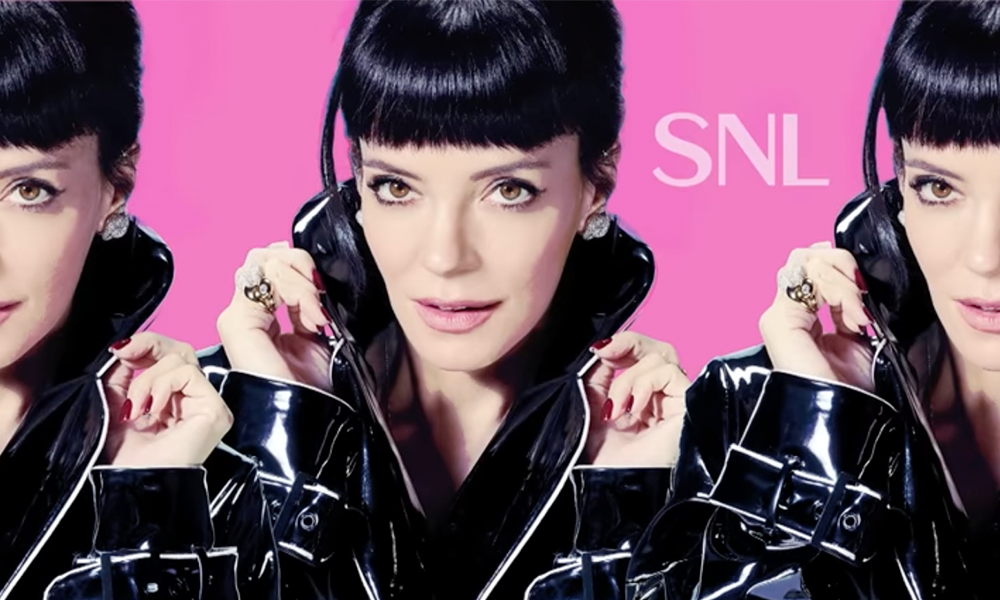 Popnotas – Radiohead do alto em Berlim. Lily Allen com uma amiguinha no “Saturday Night Live”. E o Cameron Winter em LA fazendo cover de banda mais indie que ele