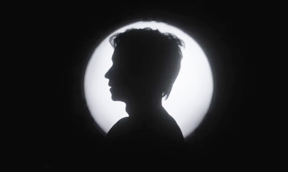 Popnotas – As catacumbas do QOTSA oficialmente liberadas. O vídeo hardcore artsy do Turnstile. As memórias sonoras em livro da Gaía Passarelli