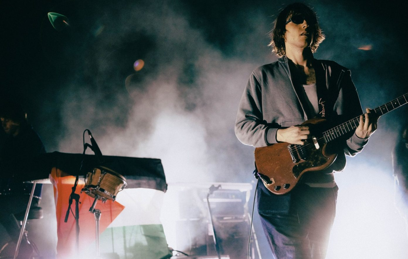 Não tem como… A inglesada se rendeu ao Geese, “a banda mais empolgante de sua geração”