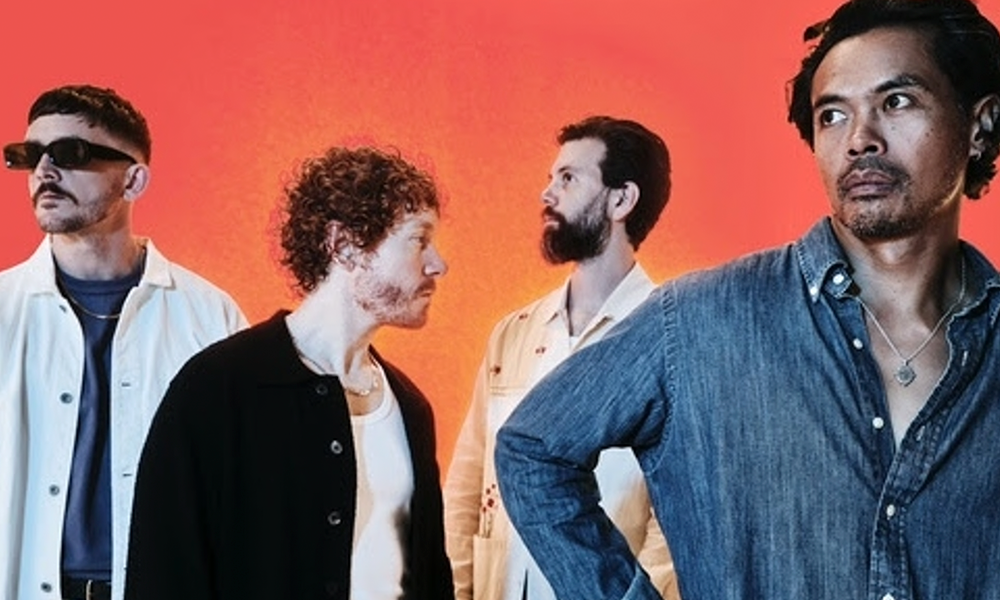 Após dez anos e muitas andanças pelo mundo, The Temper Trap está de volta com disco novo programado para julho